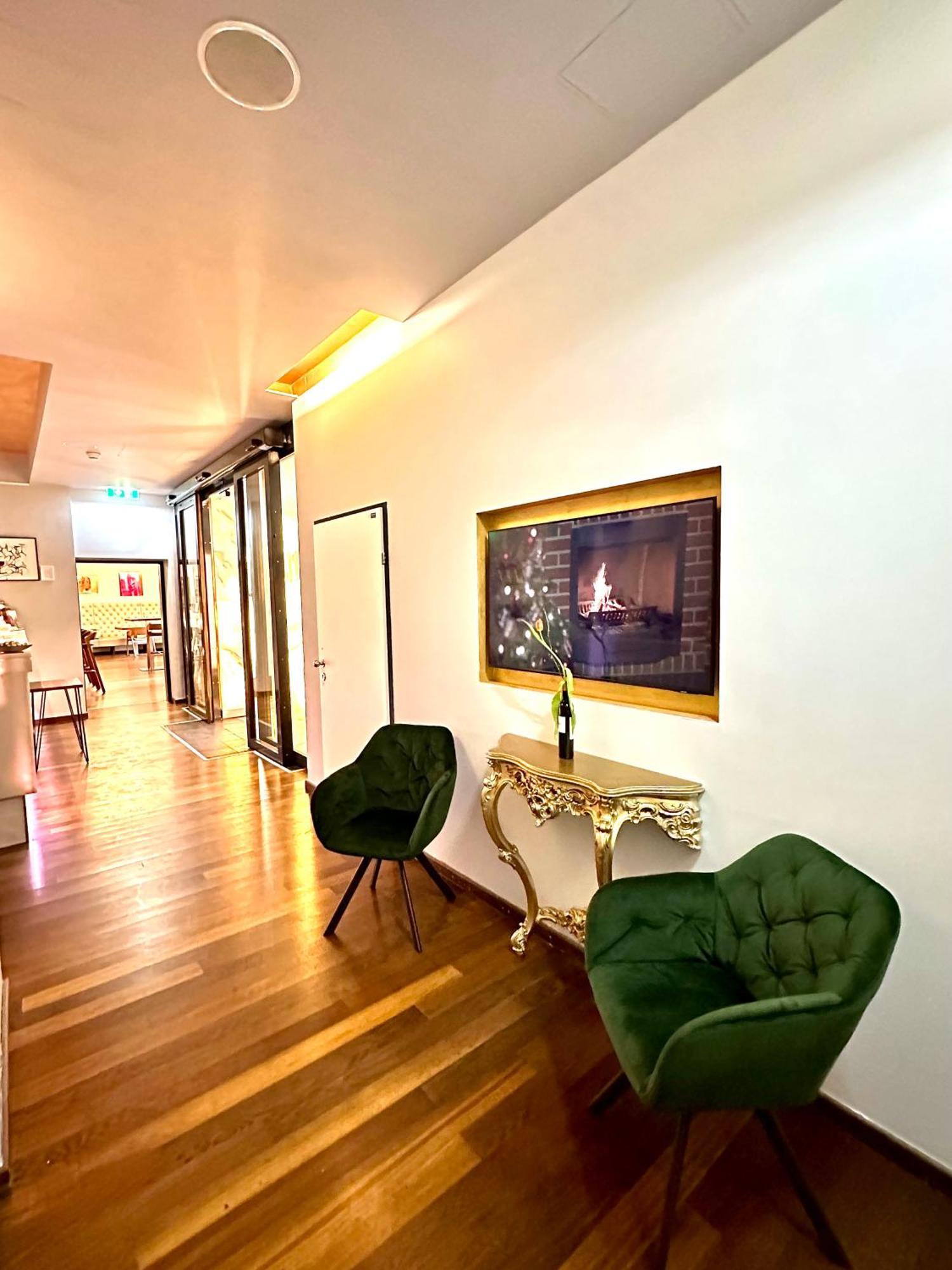 Hotel Rathaus - Wein & Design 4*